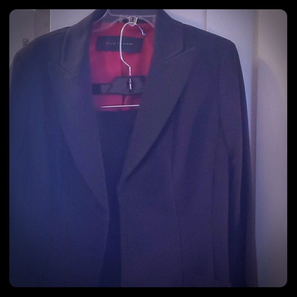 Ellie Tahari Womens Suite